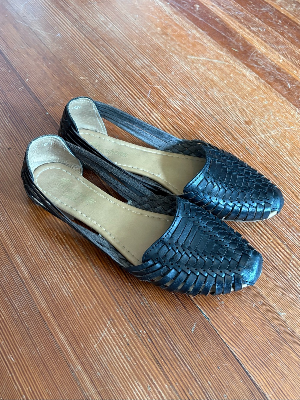 Macarena Huaraches